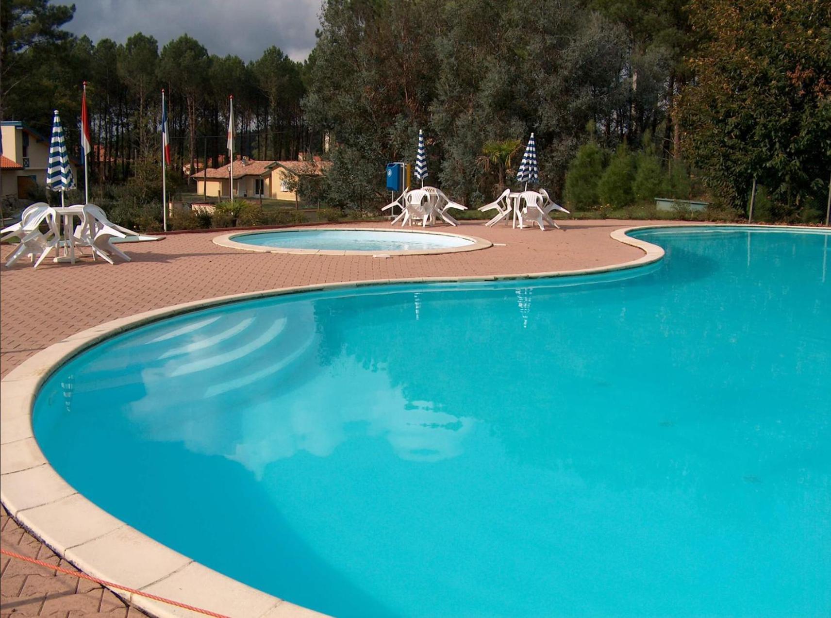 Jolie Maison De Vacances Avec Terrasse Et Jardin Сен-Жюльен-ан-Борн Экстерьер фото